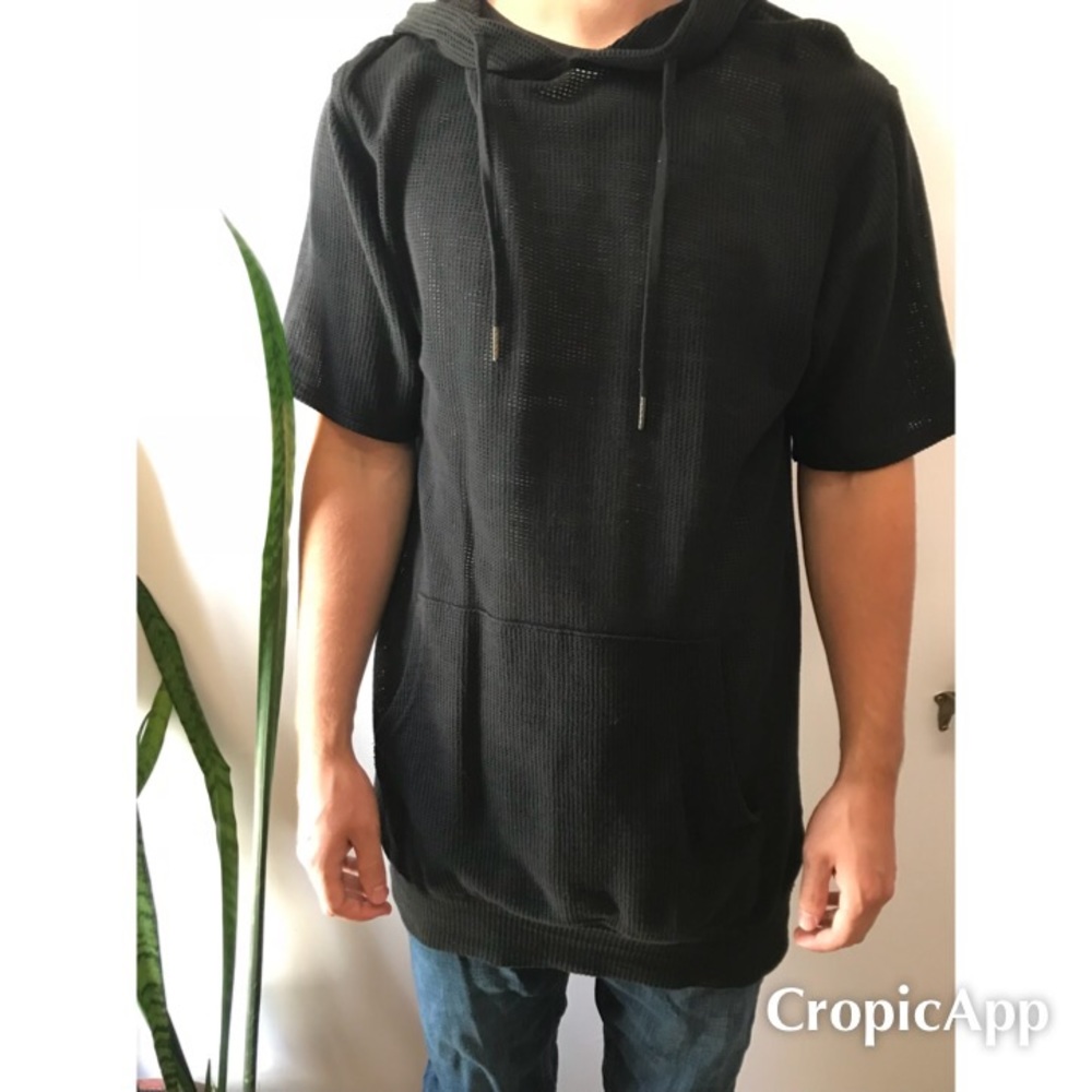 Black Scale Mesh “Gallego” Short-sleeve Hoodie
